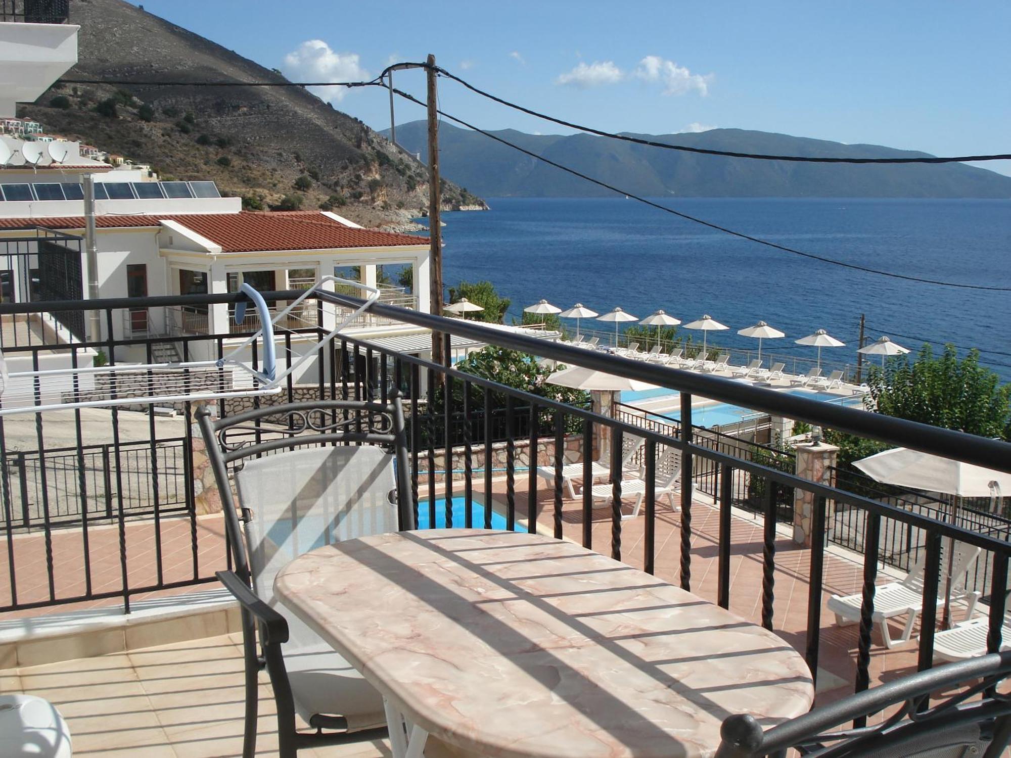 Mema'S Apartment Agia Efimia ภายนอก รูปภาพ