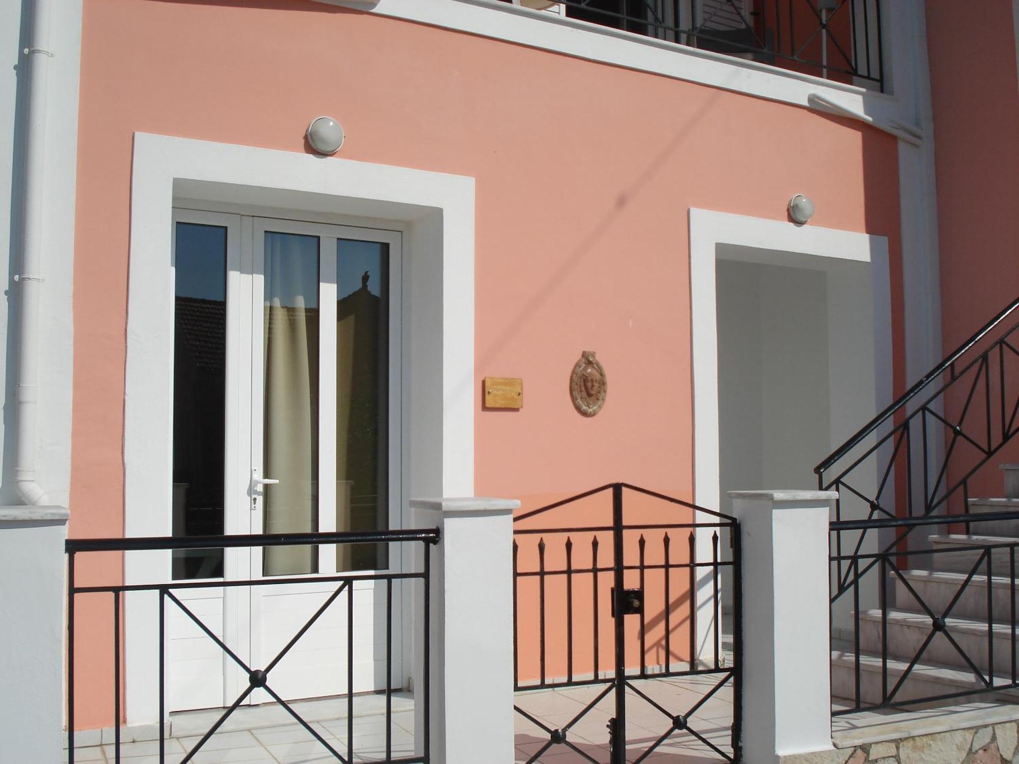 Mema'S Apartment Agia Efimia ภายนอก รูปภาพ