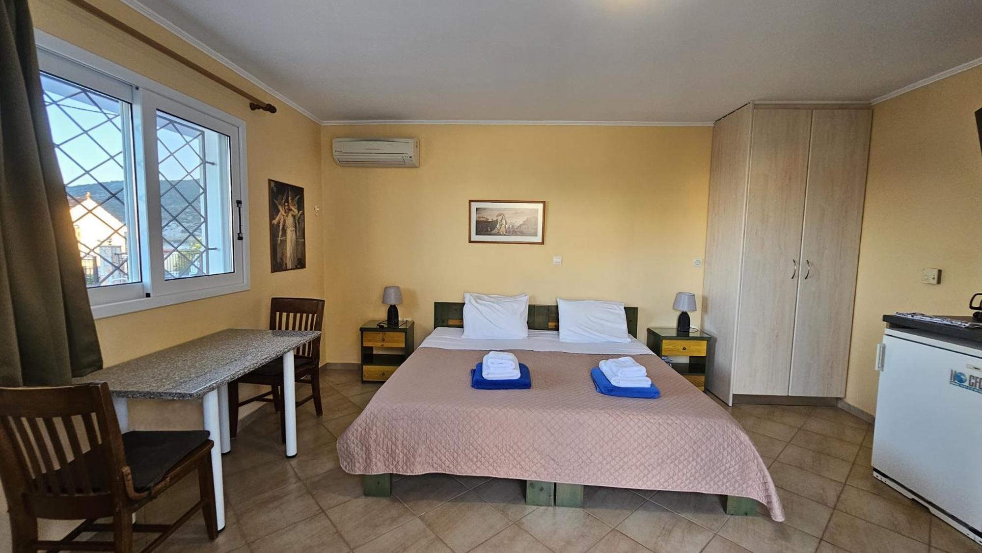 Mema'S Apartment Agia Efimia ห้อง รูปภาพ